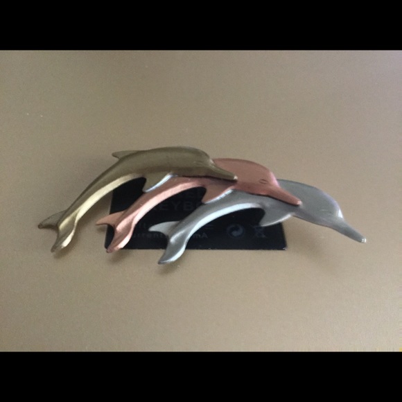 Copper dolphins handmade brooch - Picture 3 of 5